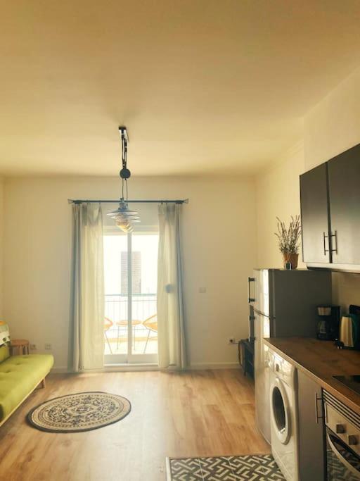 Nice View Apartment In The City Center Fuzeta Bagian luar foto